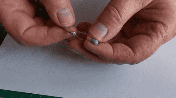 How Do You Split a Capsule in Half Step by Step